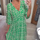 Bedrucktes Kleid mit V-Ausschnitt und weiten Ärmeln👗🔥