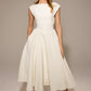 Elegante vestido midi con corsé fluido