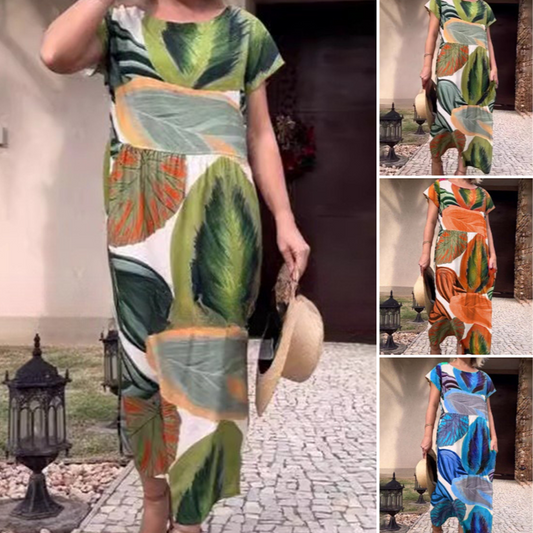 Damenkleid mit Blattdruck, Rundhalsausschnitt, Seitenschlitz und kurzen Ärmeln